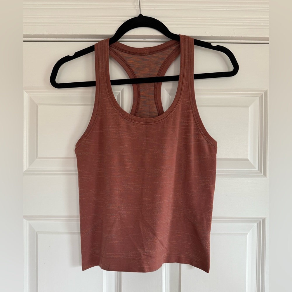 Lululemon swiftly tech racerback tank. Race length, 6